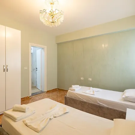 Azure Bliss Seaview Vlore-kean 아파트